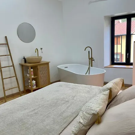 בית נופש Maison De Charme - Le Palha Blesle